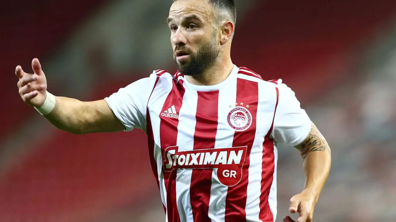 Βαλμπουενά για Μαρινάκη: «Έχει πολλές επαφές στην Ελλάδα και θέλησε να μου βρει ομάδα»