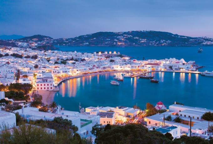 Παιδιά κουράσατε: Θα σταματήσει ποτέ αυτή η χαζομάρα για την Μύκονο;