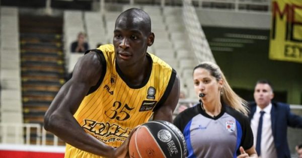 Στην Παρί ο πρώην παίκτης της ΑΕΚ, Μπάτζι Σι