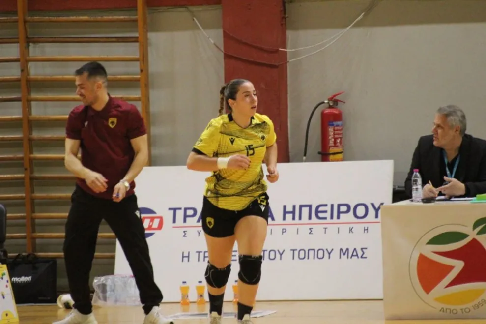 Χάντμπολ γυναικών: Σφιχτό ντέρμπι και ήττα για την ΑΕΚ στην Άρτα
