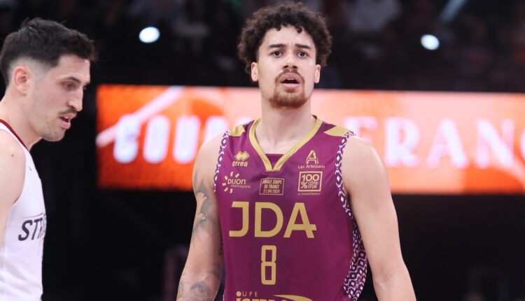 Γιόσουα Ομπιέσε: «Τιμή μου να έχω προπονητή τον Σάκοτα – Να τον δικαιώσω»