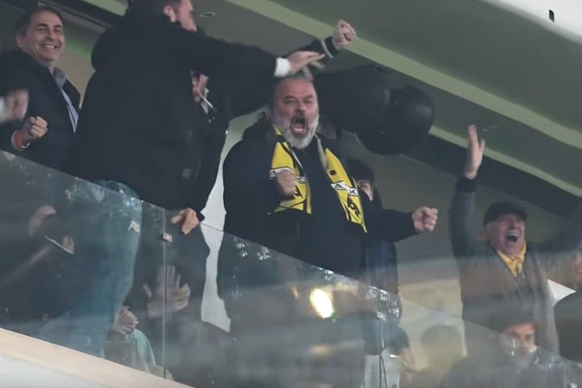 Ο παθιασμένος Ηλιόπουλος και η αποθέωση για Τσούμπερ στην παρακάμερα της ΑΕΚ (vid)