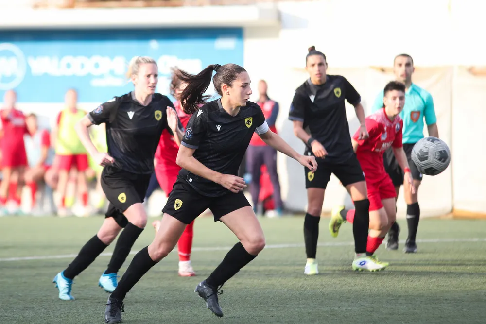 Γκολ και θέαμα πρόσφερε η ΑΕΚ: Συνέτριψε τα Τρίκαλα με 7-0 και συνεχίζει την ξέφρενη πορεία της προς τον τίτλο!