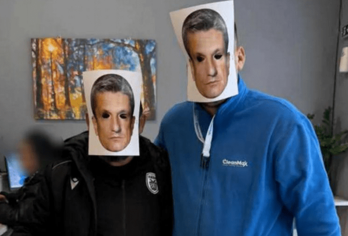 Με μάσκες Λουτσέσκου στις κερκίδες οι οπαδοί του ΠΑΟΚ