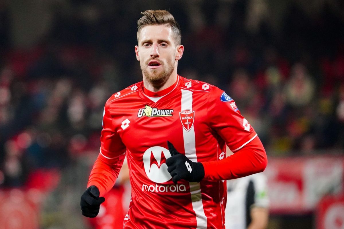 ΑΕΚ: «Πιέζει» την Μόντσα ο Κυριακόπουλος για να τελειώσει η μεταγραφή – Τι ισχύει με Λυκογιάννη