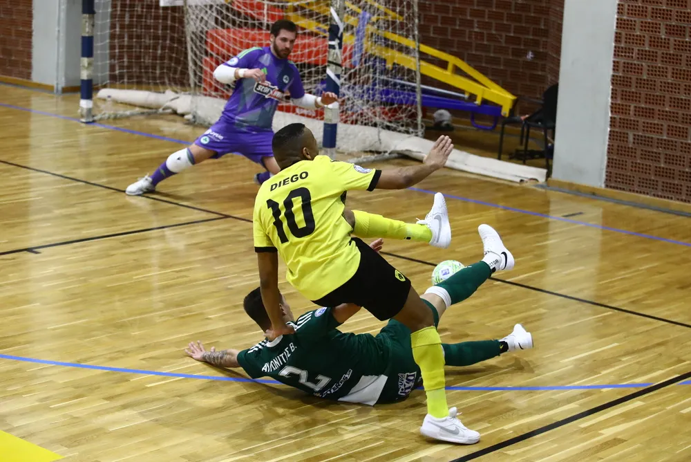 ΑΕΚ Futsal Ανδρών: Στον Βύρωνα για το τρίποντο με την Κόμπρα