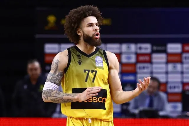 Χέιλ: «Η άμυνα είναι κλειδί για εμάς – Ανυπομονώ για το Κύπελλο»