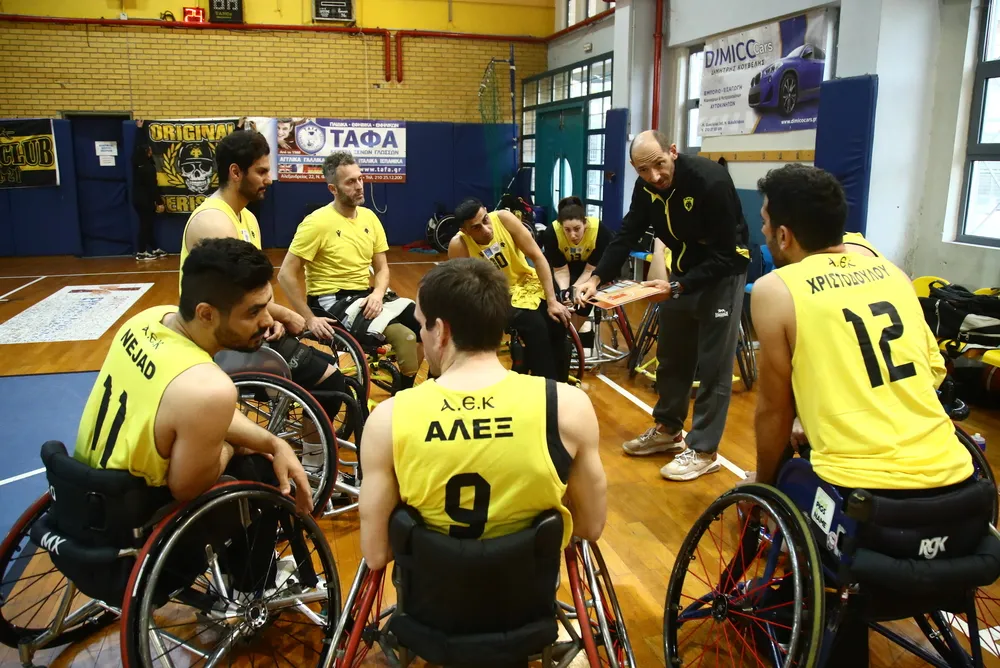 Μπάσκετ με Αμαξίδιο: Εμφατική νίκη και πρόκριση για την ΑΕΚ!