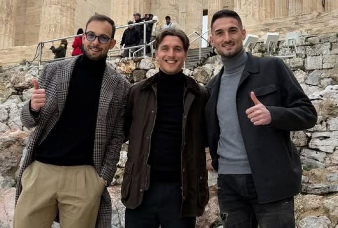 Ο Μπρινιόλι στην Ακρόπολη μαζί με τον Μακέντα