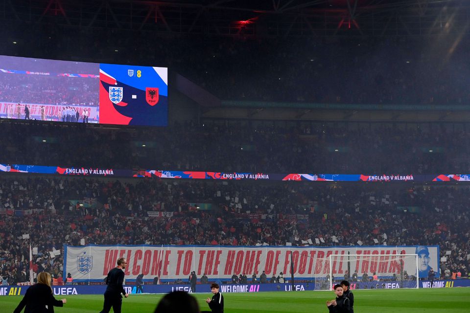 «Καλωσόρισες στο σπίτι του ποδοσφαίρου Τόμας»: Η θερμή υποδοχή του Τούχελ στην Αγγλία