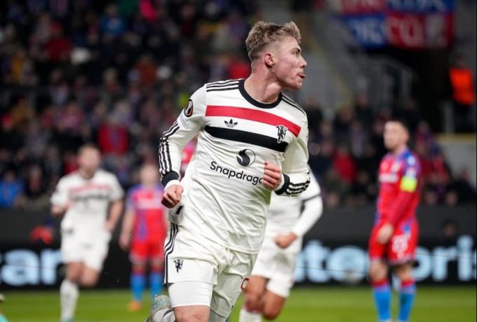 Ενδιαφέρεται για τον Χόιλουντ η Νάπολι