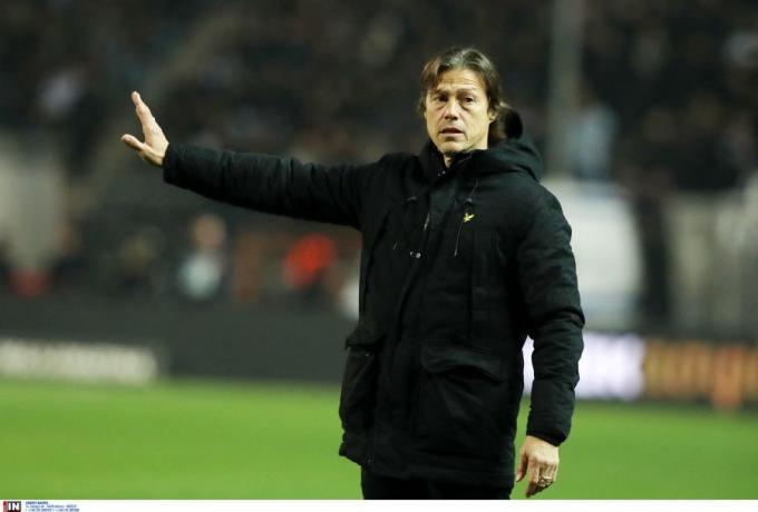 Ο εφιάλτης της Τσίβας μετά τον Αλμέιδα: Αλλαγές προπονητών δίχως τέλος – Τι λένε στο Μεξικό!