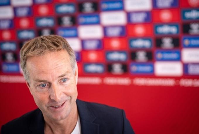 Η ήττα από την Ελλάδα φέρνει εξελίξεις στη Σκωτία – Προς αποχώρηση ο Κλαρκ