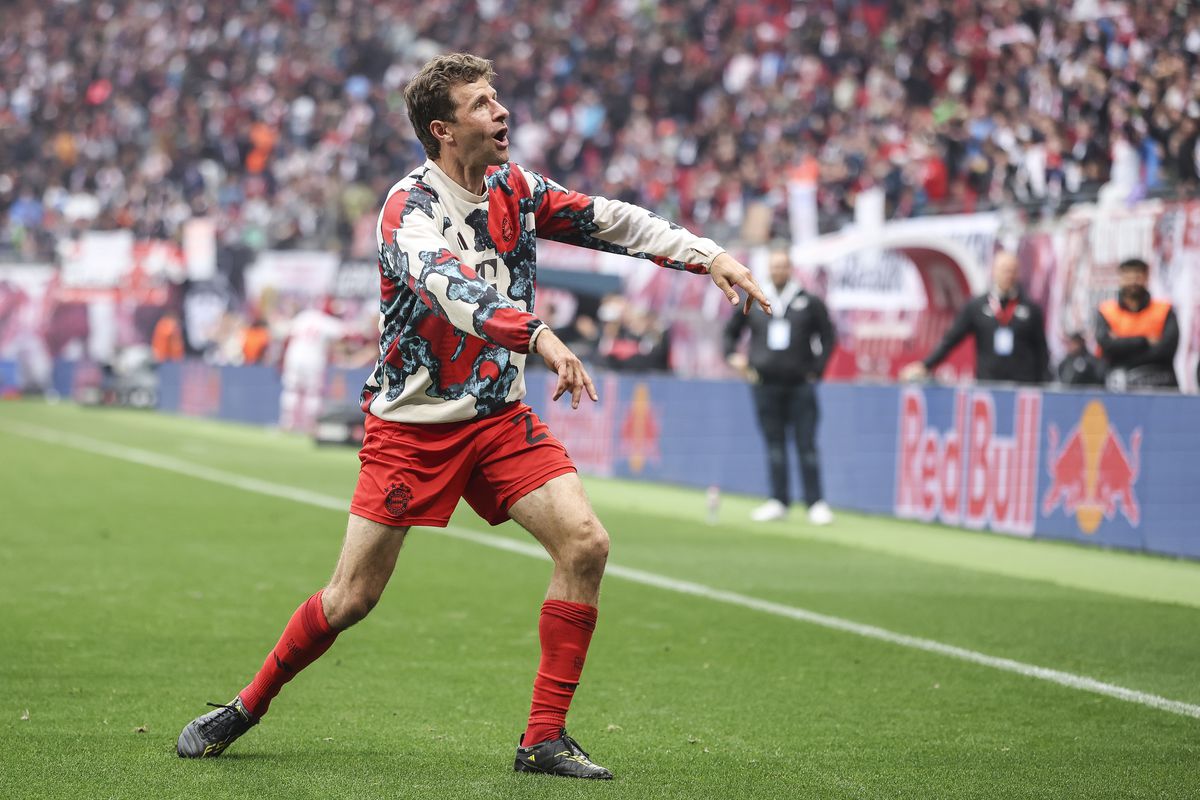 Μπάγερν Μονάχου: Το τελευταίο “αντίο” στον Τόμας Μίλερ με τρόπαιο Bundesliga