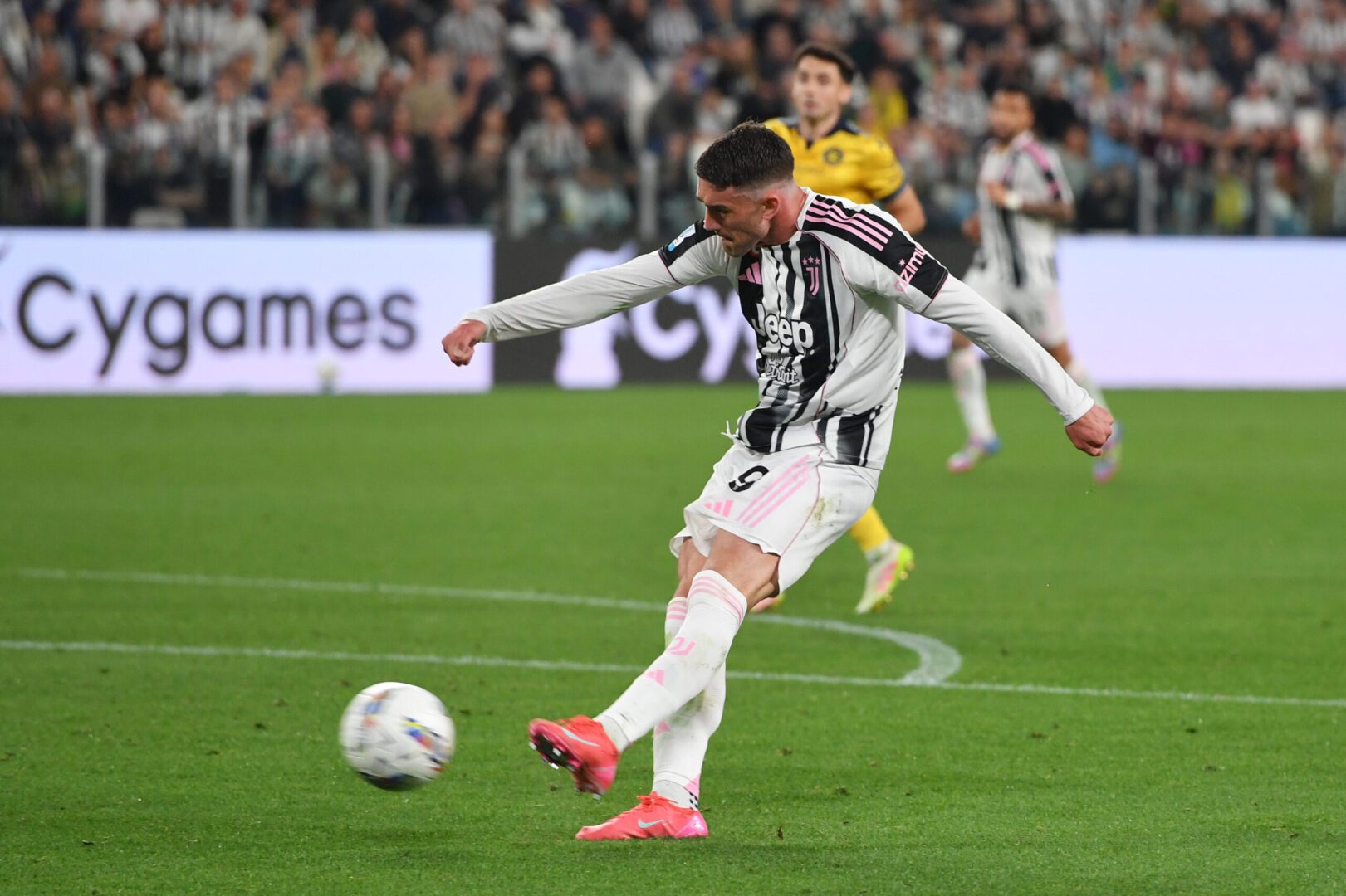 Ντούσαν Βλάχοβιτς: Η πρόταση της Ατλέτικο και οι απαιτήσεις του Σέρβου