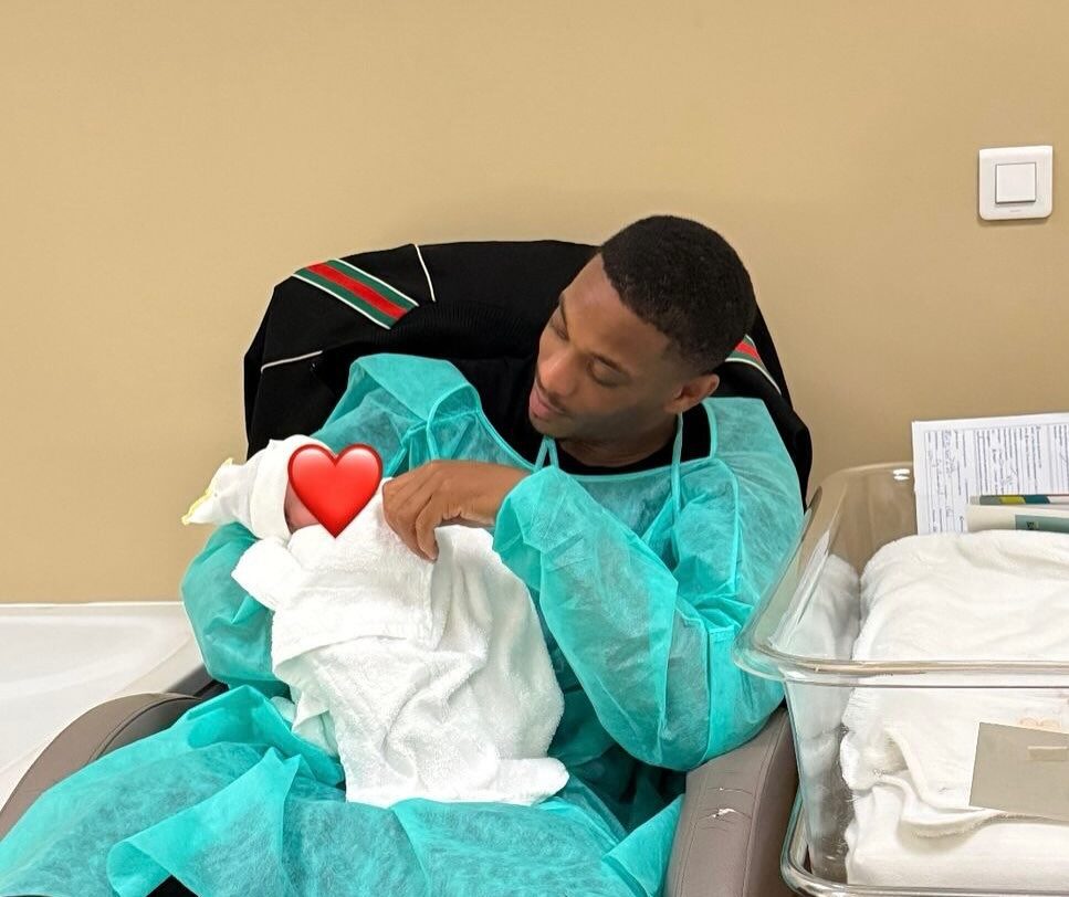 ΑΕΚ: Έγινε πατέρας ο Μαρσιάλ! (ΦΩΤΟ)