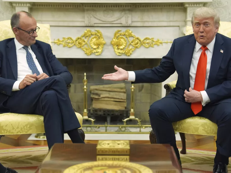 Τραμπ για Ρωσία – Ουκρανία: «Μπορεί να είναι καλύτερο να παλέψουν λίγο»