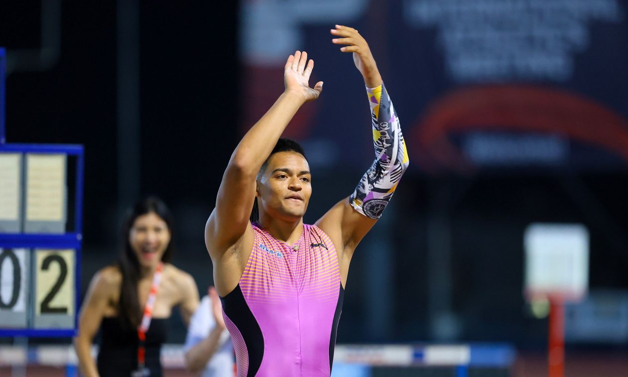 Νέα σπουδαία εμφάνιση για τον Καραλή: «Πέταξέ» με άλμα στα 6,06μ και πήρε την πρώτη θέση στη Ρουέν