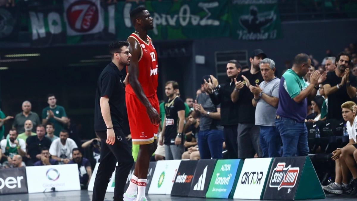 Ολυμπιακός: Ρήξη επιγονατιδικού τένοντα για τον Φαλ – Έξω για τουλάχιστον έναν χρόνο