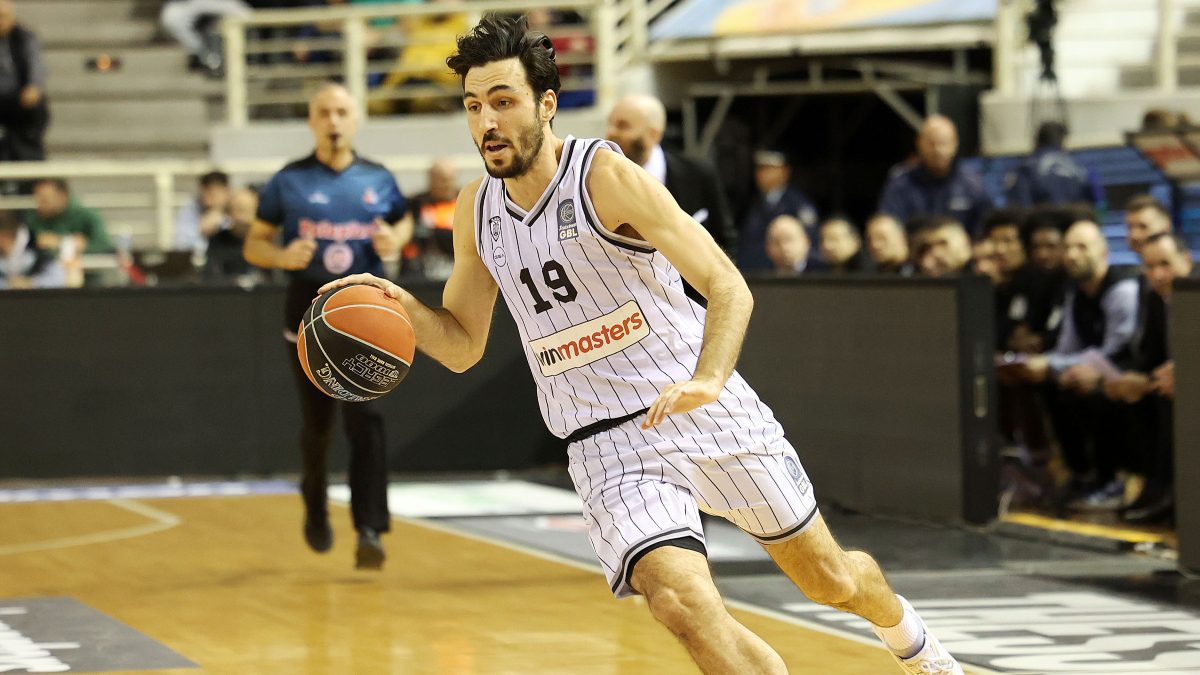 Κατσίβελης: «Είμαι χαρούμενος που επιστρέφω στην ΑΕΚ – Θα δώσω τον καλύτερό μου εαυτό»