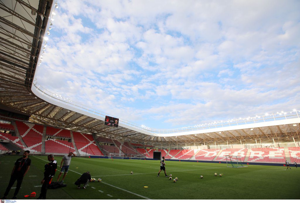 Ταλαιπωρία χωρίς λόγο για στελέχη της ΑΕΚ στο Ντέμπρετσεν