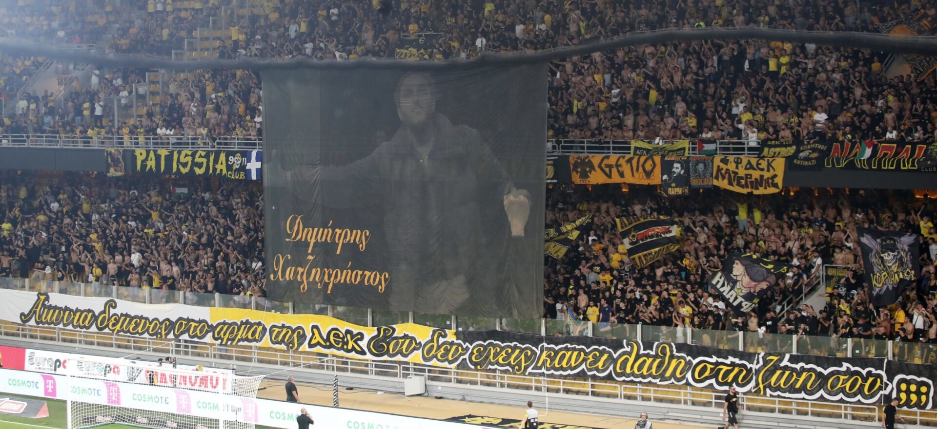 Το ποστάρισμα της ORIGINAL 21 για το πανό αφιέρωσης στον Δημήτρη Χατζηχρήστο (ΦΩΤΟ)