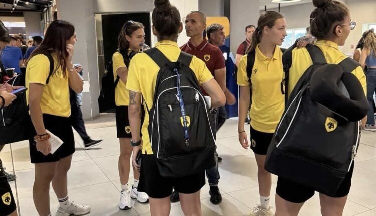 Ποδόσφαιρο Γυναικών: «Πέταξε» για Λουξεμβούργο η ΑΕΚ – Έτοιμη για το παιχνίδι με τη Ρασίνγκ Γιούνιον!