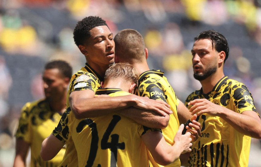 Ντόρτμουντ – Μοντερέι: Ομοφοβικά συνθήματα «σκίασαν» την πρόκριση