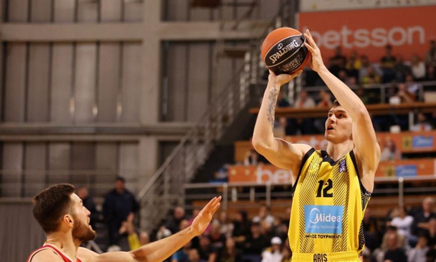 ΑΕΚ Betsson: Κοιτάζει τον Γκιουζέλη