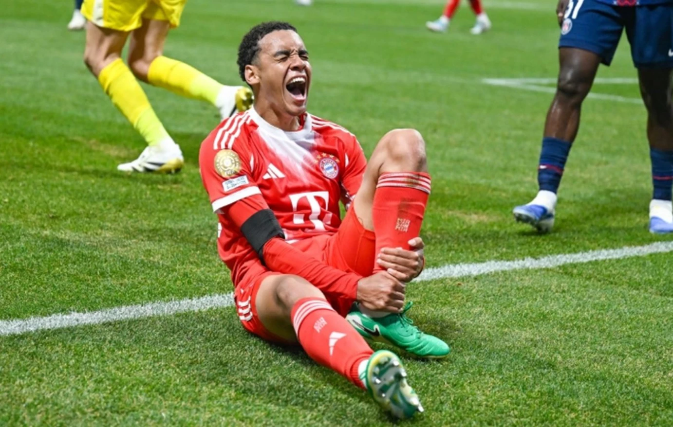 Τραυματισμός-σοκ για Μουσιάλα: Εκτός για 4-5 μήνες με κάταγμα περόνης