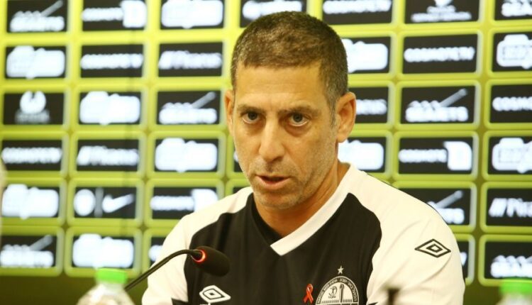 Ξέσπασε ο Κοζούχ: «Δεν είχαμε καρδιά» – Κρίση στη Χάποελ μετά τον αποκλεισμό από την ΑΕΚ