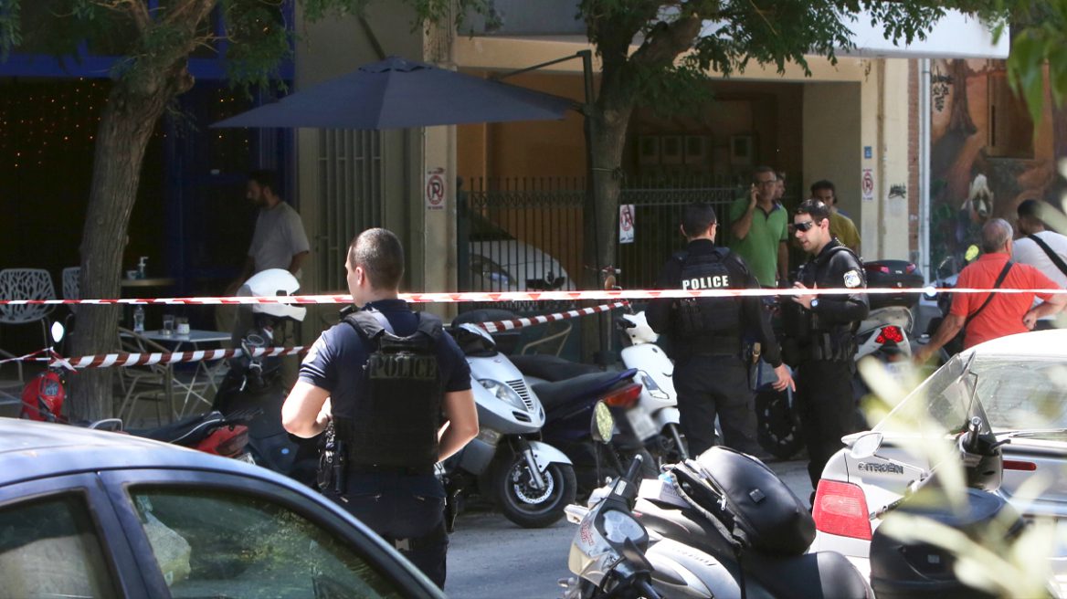 Κολωνός: Τα δύο σενάρια για τους πυροβολισμούς κατά του 48χρονου – Ψάχνουν τον δράστη σε στέκια που συχνάζουν Τούρκοι