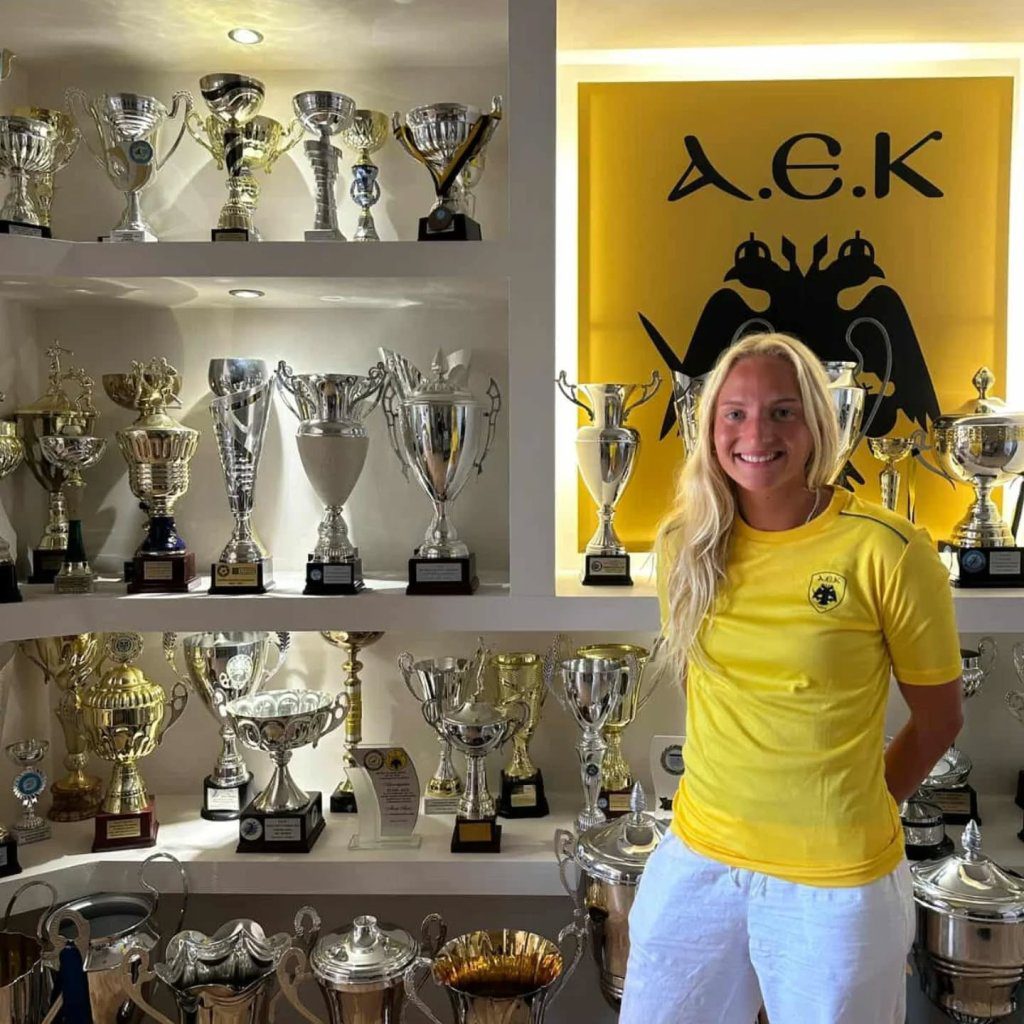 Ποδόσφαιρο Γυναικών: Άφιξη και πρώτη προπόνηση για την Άστριντ Λάρσον στην ΑΕΚ