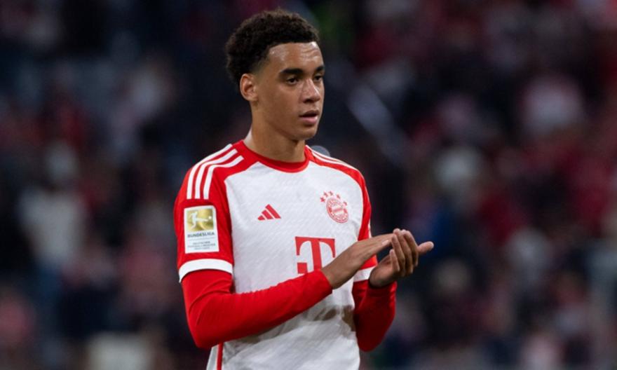 «Δένει» Μουσιάλα η Μπάγερν – Νέο συμβόλαιο και παραμονή έως το 2030