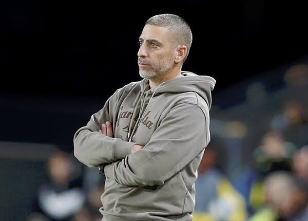 Ραν Κοζόχ: «Η ΑΕΚ έχει τον πρώτο λόγο και είναι το φαβορί – Εμείς θα προσπαθήσουμε για κάτι σπουδαίο»