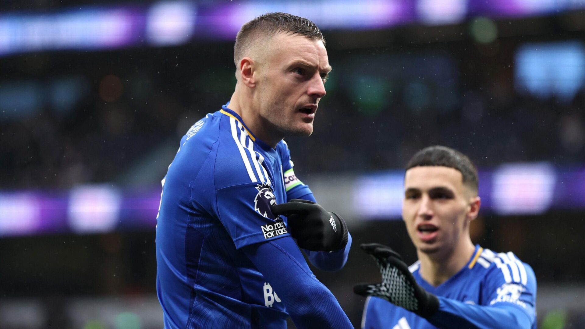 Τζέιμι Βάρντι: Σε προχωρημένες επαφές με την Κρεμονέζε για τη Serie A