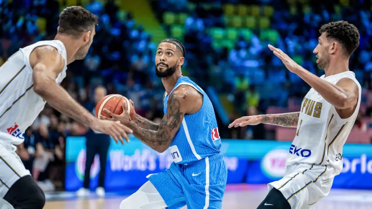 EuroBasket: Η Εθνική Ελλάδας νίκησε την Κύπρο με 69-96 και συνεχίζει με φόρα
