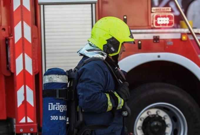 Φωτιά στο Κορωπί: Σε χαμηλή βλάστηση καίει η πυρκαγιά στην Αγία Μαρίνα