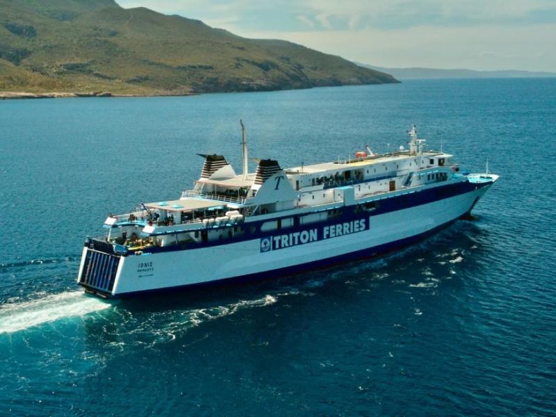Ακυβέρνητο πλέει πλοίο με 183 επιβάτες στην Κέα λόγω βλάβης – Επιχείρηση διάσωσης σε εξέλιξη