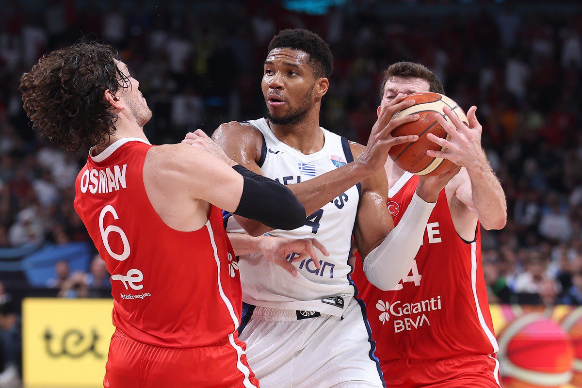 Βαριά ήττα για την Εθνική: Η Τουρκία στον τελικό, η Ελλάδα για το χάλκινο