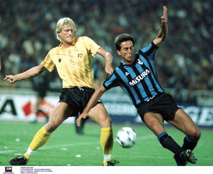 Σαν Σήμερα: Η ΑΕΚ που «μάγεψε» στο Μιλάνο αλλά λύγισε από την Ίντερ (VIDEO)