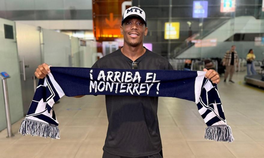 Αποθέωση για τον Μαρσιάλ στο Μεξικό – Εντυπωσιακή υποδοχή από τους οπαδούς της Μοντερέι!