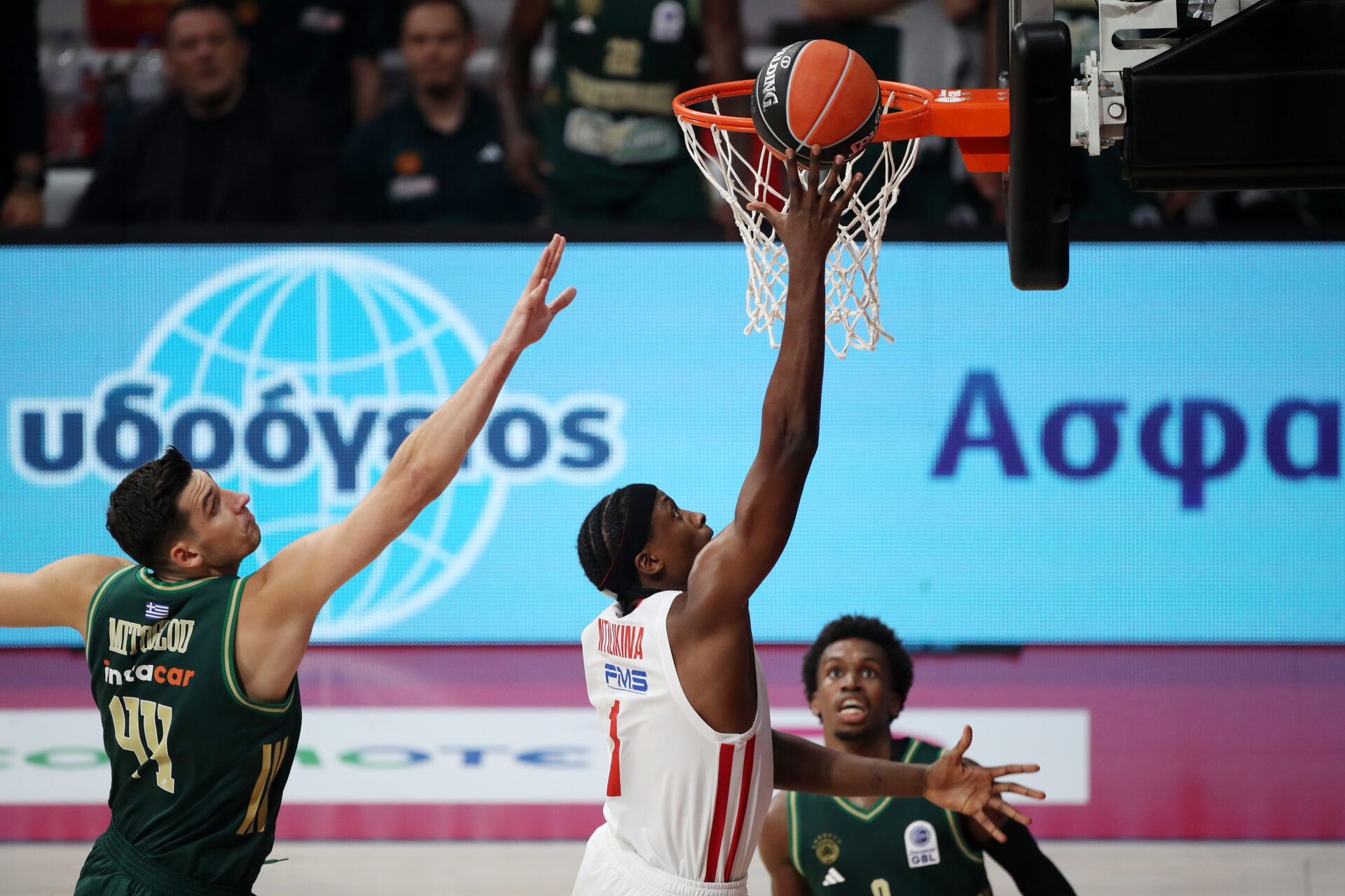 Ολυμπιακός – Παναθηναϊκός 90-86: Επιστροφή από το -12 και θρίλερ στο ΣΕΦ (vid)