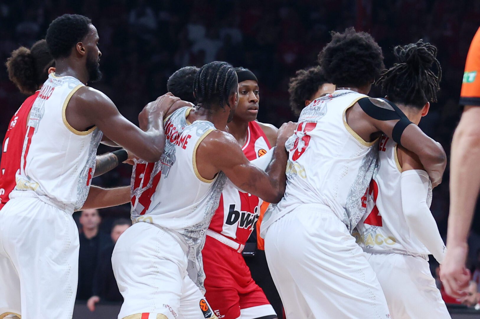 Μονακό: «Κατέβασε» το tweet που αφιέρωνε στον Παναθηναϊκό τη νίκη επί του Ολυμπιακού