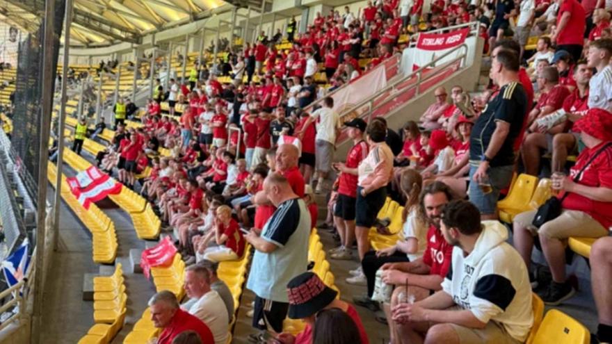 Δυναμικό παρών των οπαδών της Αμπερντίν στην OPAP Arena για το ματς με την ΑΕΚ