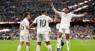 Τεράστια Ρεάλ! Επικράτησε 2-1 της Μπαρτσελόνα στο «Clasico» και πάει για τίτλο!