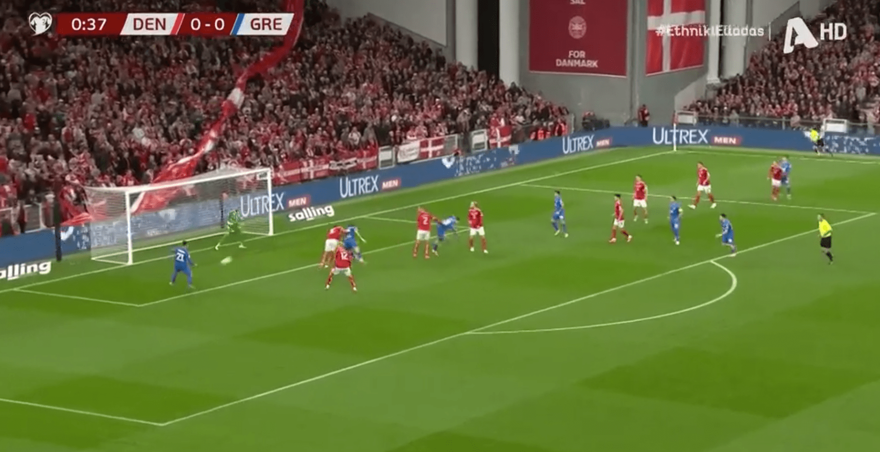 Δανία – Ελλάδα: Τεράστια χαμένη ευκαιρία του Τσιμίκα να ανοίξει το σκορ για την Εθνική (vid)