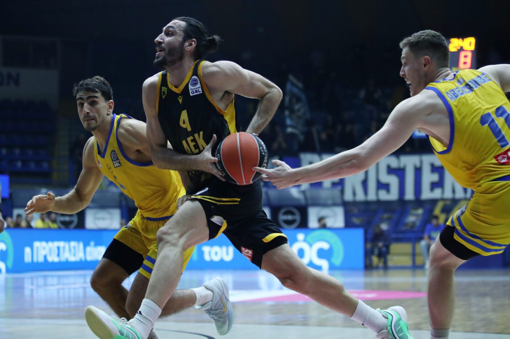 Με Κατσίβελη η 12άδα της ΑΕΚ κόντρα στον ΠΑΟΚ