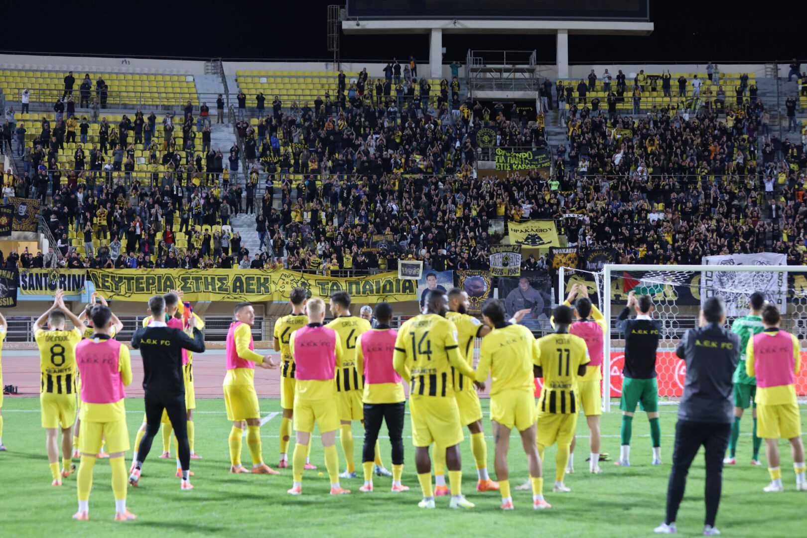 Super League: Σε απολογία ΑΕΚ, Ολυμπιακός και Παναθηναϊκός