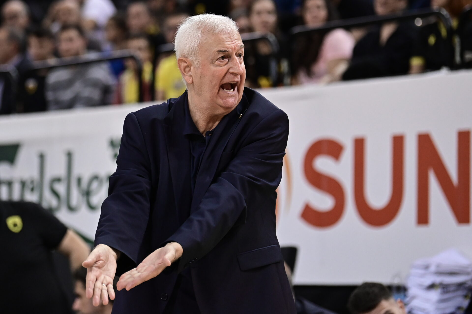 Το «buzzer beater» που άνοιξε… φάκελο αλλαγών στην ΑΕΚ